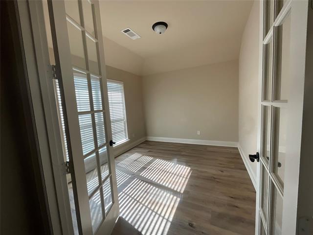 Photo - 233 Valley View Dr