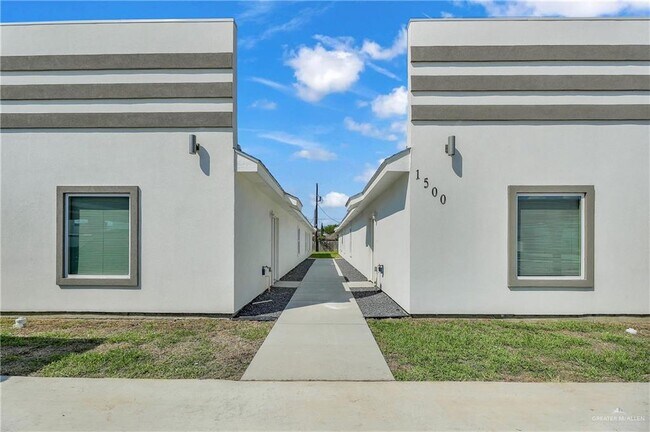 Photo - 1500 W Heritage Dr Unit 2