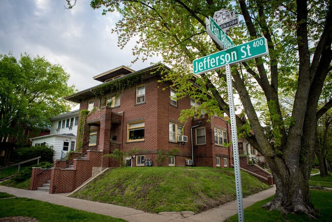 Photo - 430 E. Jefferson Street Unidad Jefferson 1 Studio Apt