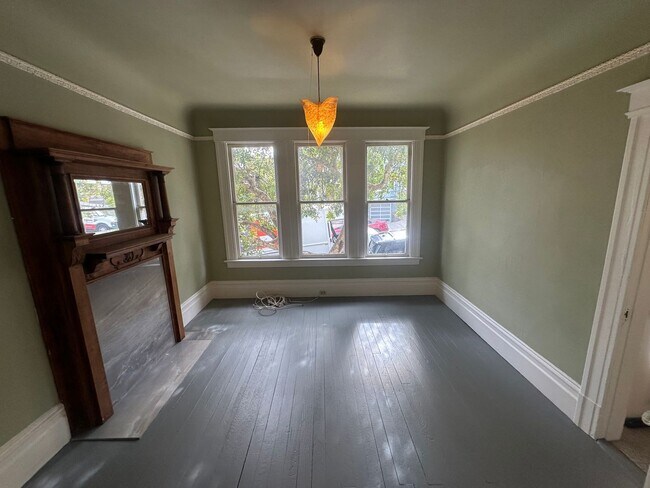 Photo - 2728-2730-2730 Sutter St Unidad 2728