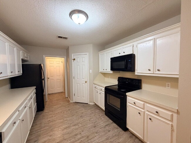 Photo - 8232 Raleigh Ave