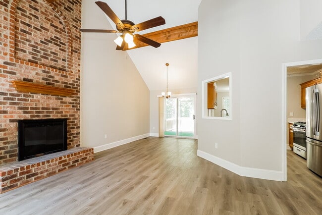 Photo - 5406 Branch St