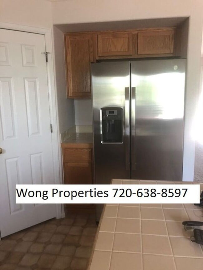 Photo - 3 Bedroom 2 1/2 Bath in Adams 12 School District