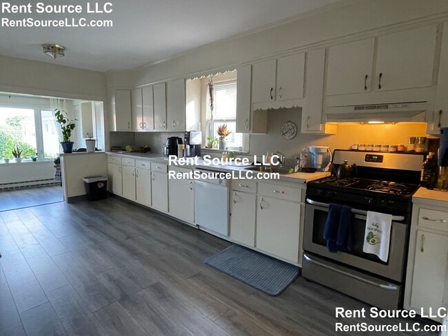 Photo - 104 Princeton St Unit 2ND FLOOR