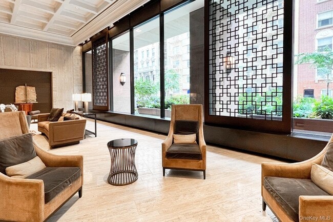 Photo - 20 W 64th St