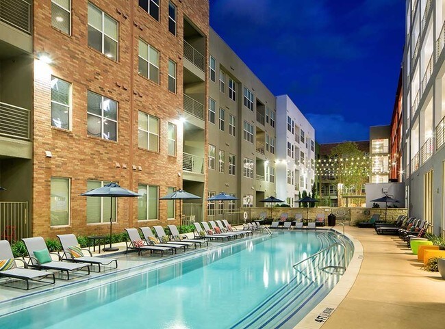 Photo - AMLI at Mueller