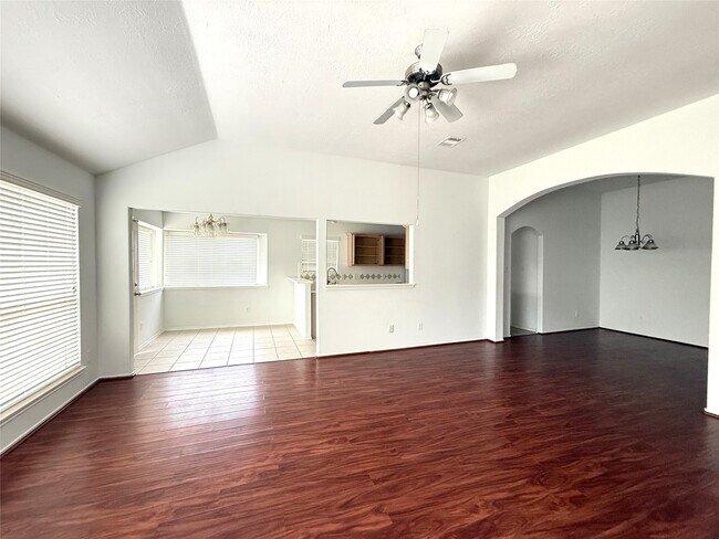 Photo - 13830 Fort Nelson Dr