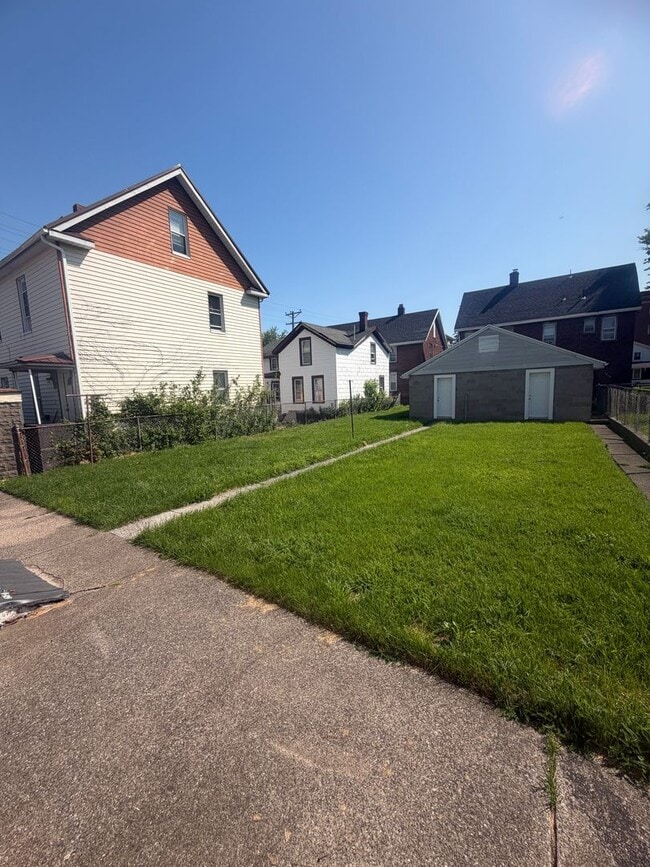 Photo - 1609 Liberty St Unit #2