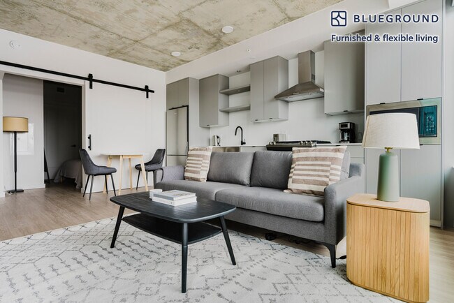 Photo - 3030 Potomac Ave Unidad FL3-ID1022