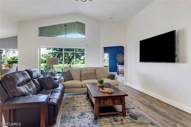 Photo - 1059 Jardin Dr