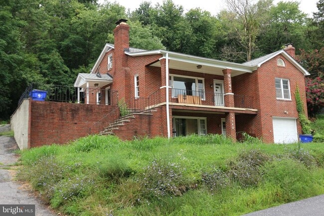 Building Photo - 6914 Edgemont Rd