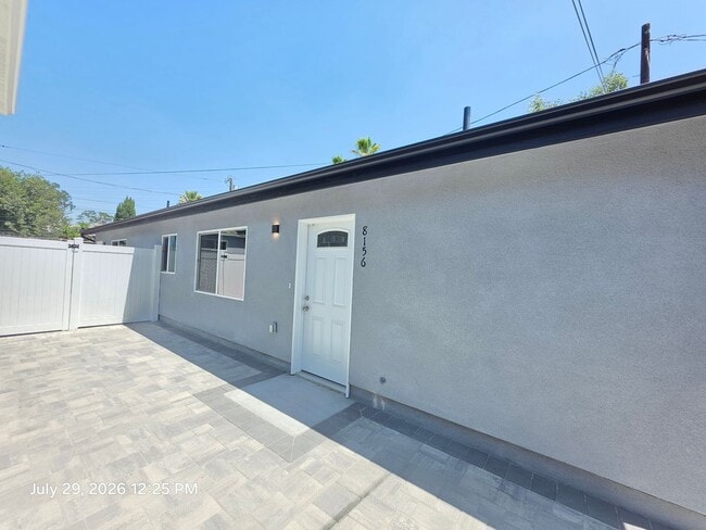 Building Photo - 8154 Potter Ave Unit 8156 Potter Ave ( 2 bedroom ADU)