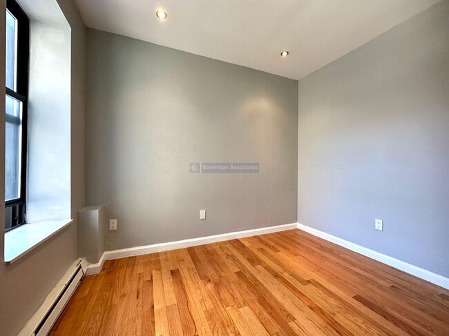 Photo - 350 Manhattan Ave Unit 6A