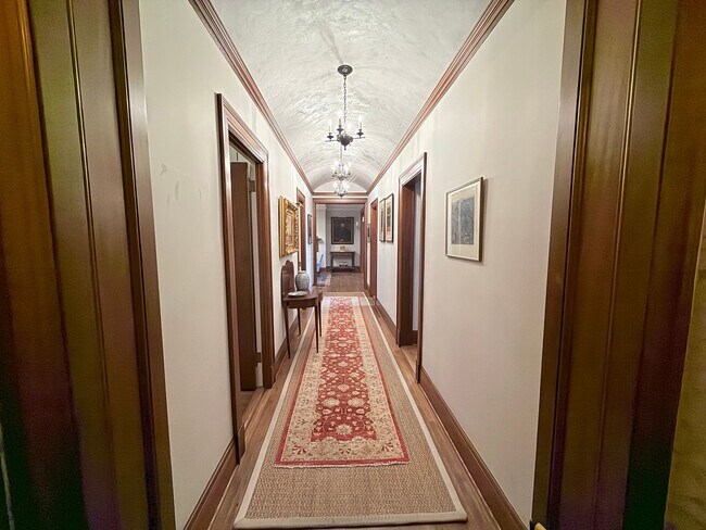 Photo - Historical 705 Davis Building! Vintage Lux... Unidad 303