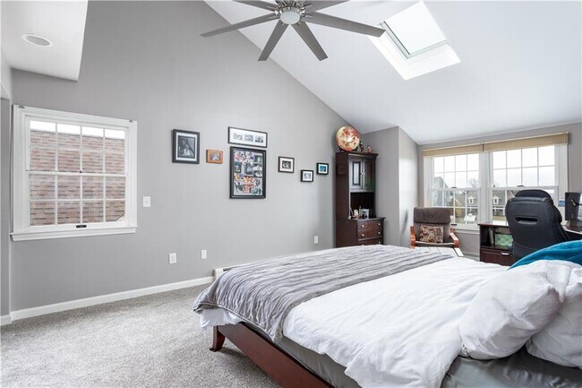 Photo - 45 Windstone Dr