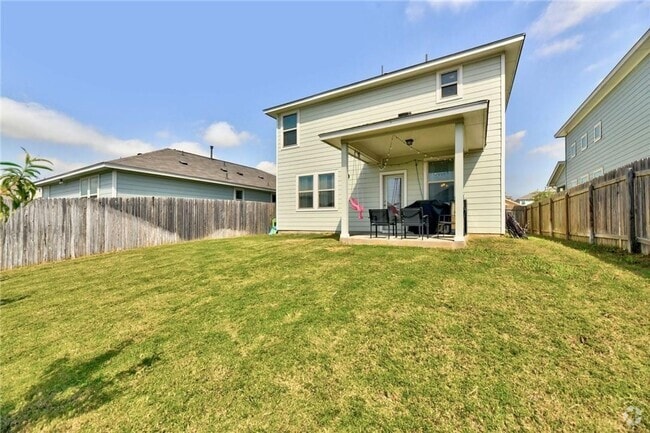 Building Photo - Modern Luxury Awaits in Buda – Stylish 4/B... Rental