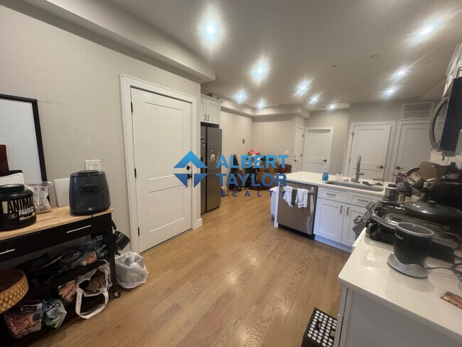 Photo - 165 Allston St Unit 4