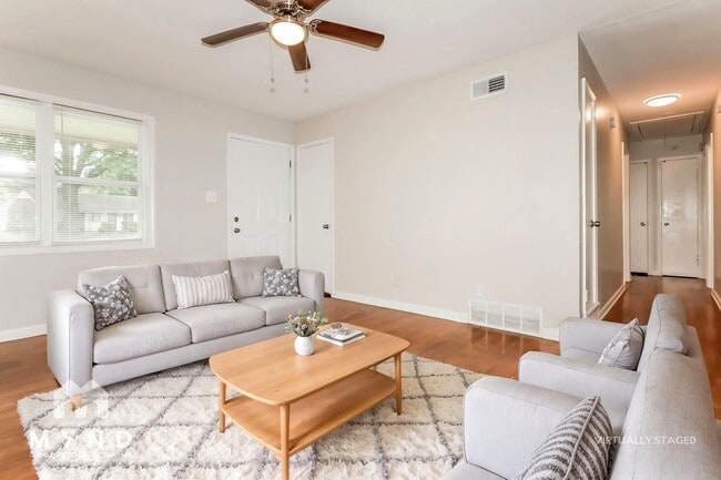 Photo - 8206 Whitehead Dr