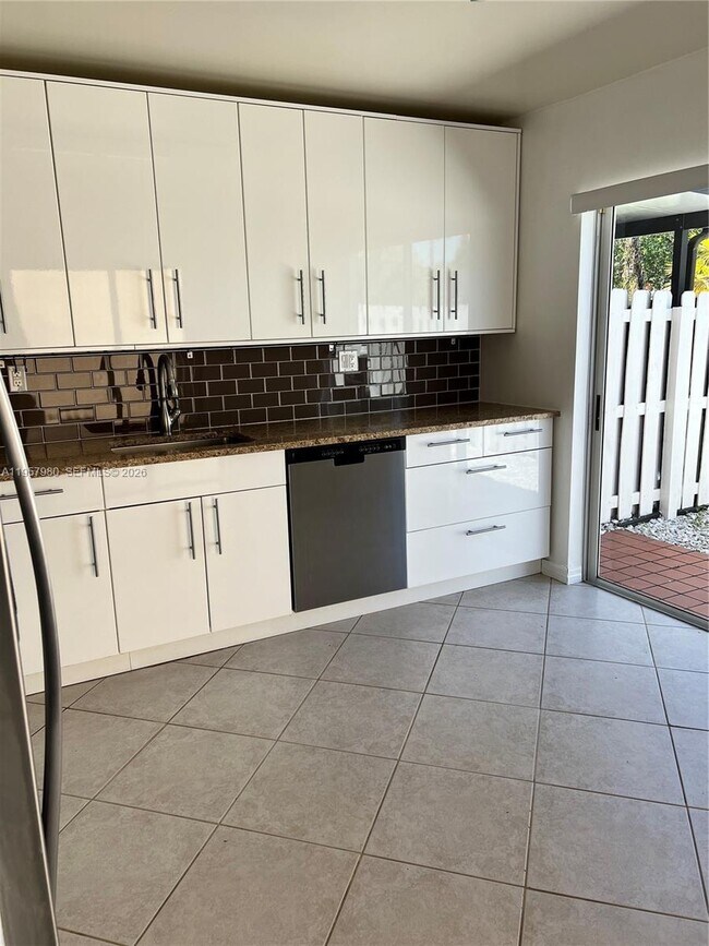 Photo - 3810 SW 153rd Pl