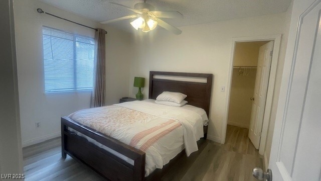 Building Photo - 5576 W Rochelle Ave. Unit 12A