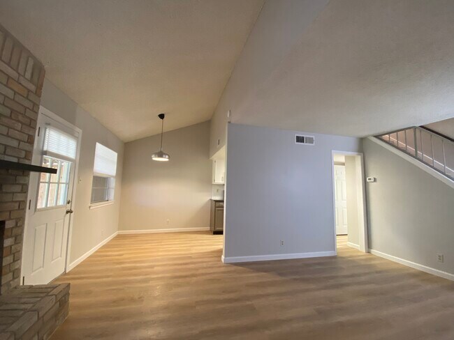 Photo - 8812 Clearbrook Trail