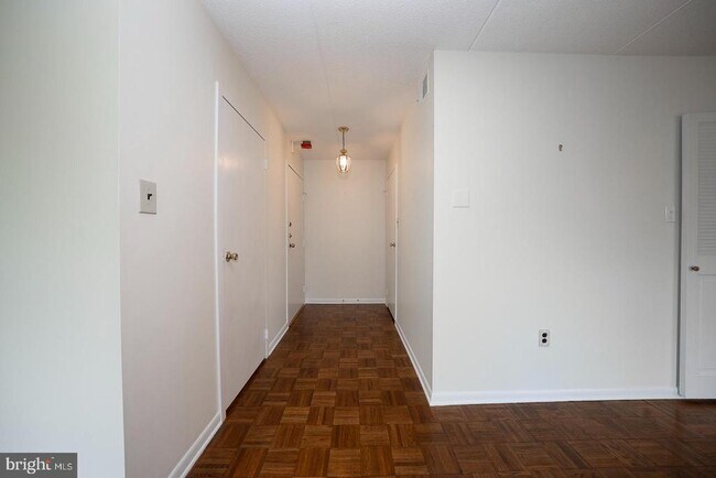 Photo - 260 W Montgomery Ave Unit 304
