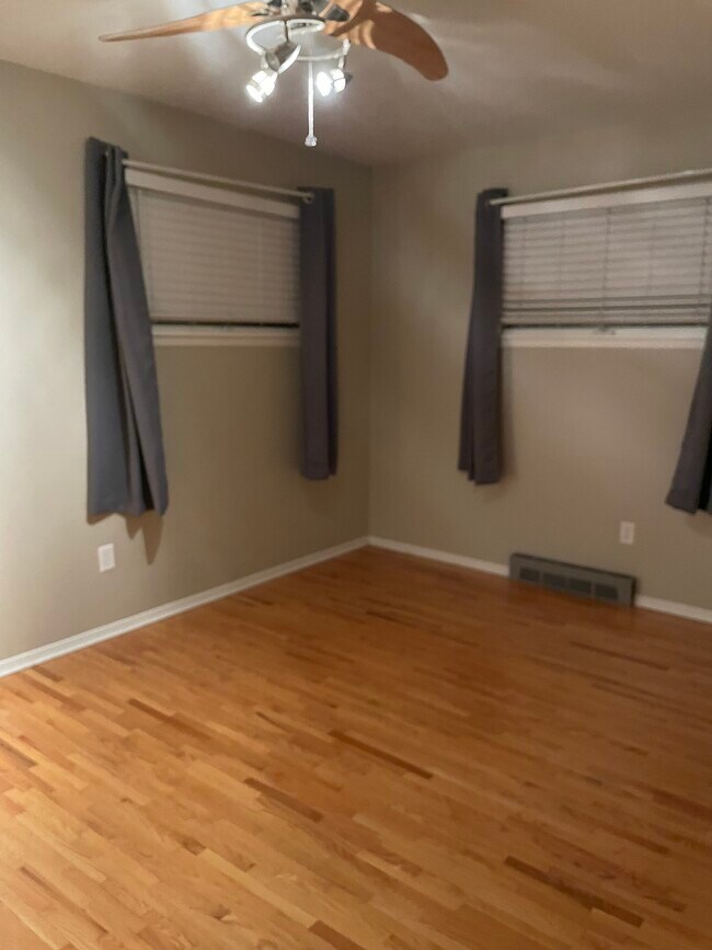 Photo - 1713 Lodge St