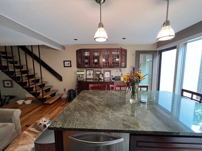 12 Arden Way