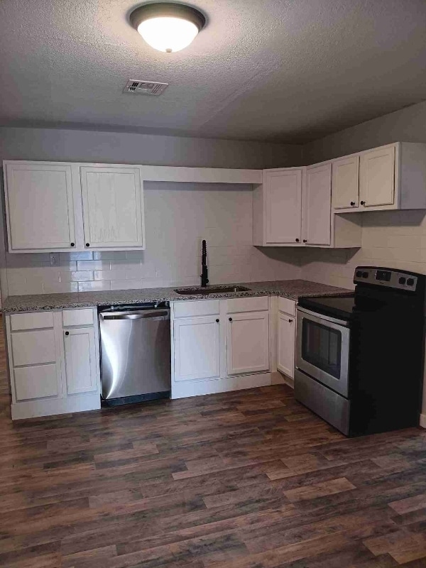 Photo - 421 E 8th Ave