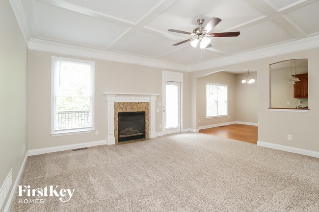 Photo - 522 S Fortune Way