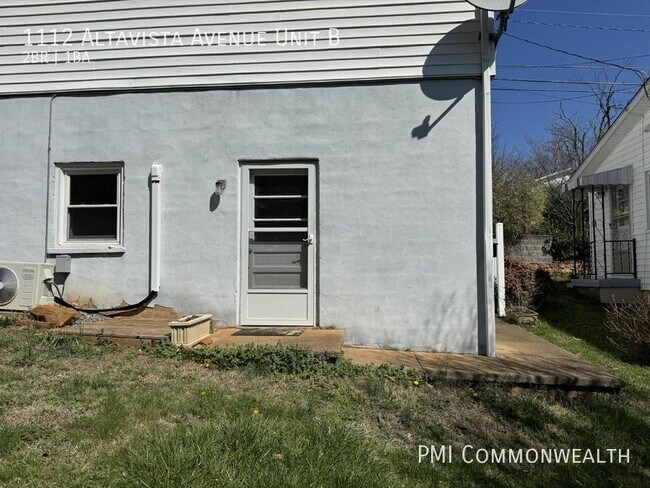 Photo - 2 Bed / 1 Bath Basement Unit (Available Now) Unit B