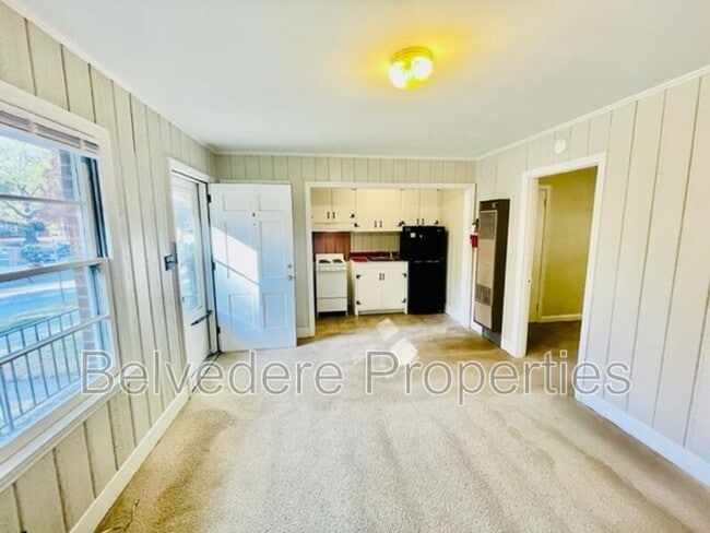 Photo - 217 McIver St