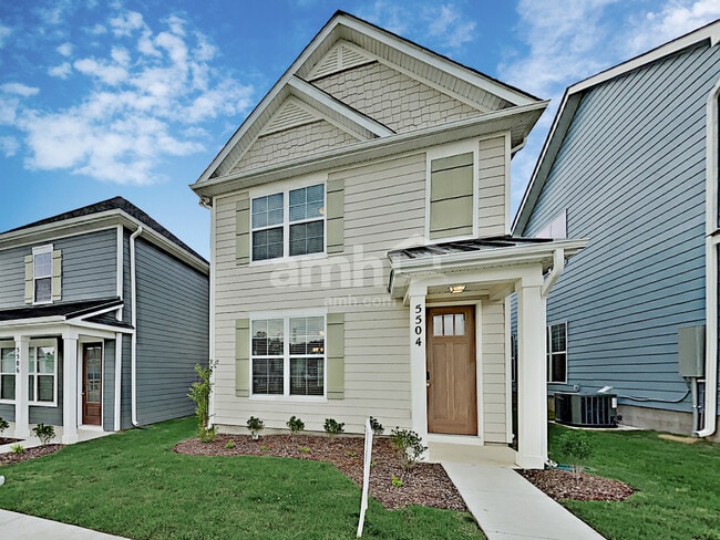 Building Photo - 5504 Central Grove Sq