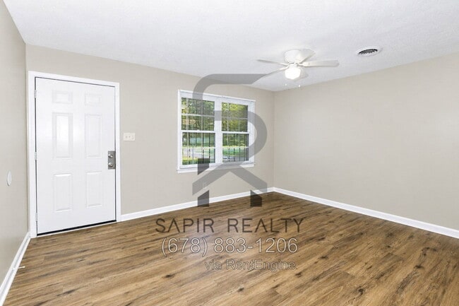 Photo - 4716 Oak St