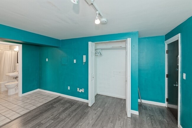 Photo - 133 Winthrop St Unit 4