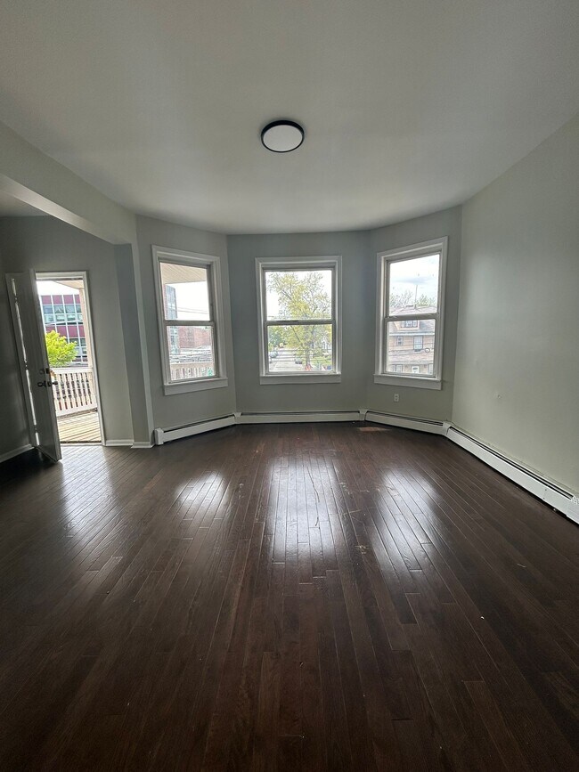 Photo - 34-36 Clinton Pl