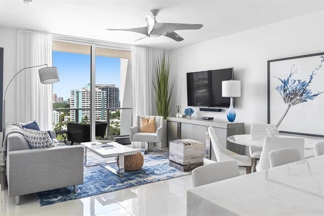 Building Photo - 401 N Birch Rd Unit 1214