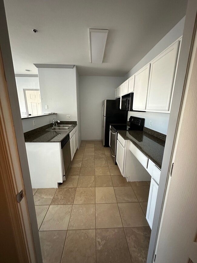 Photo - 2134 E Broadway Rd Unit 1034