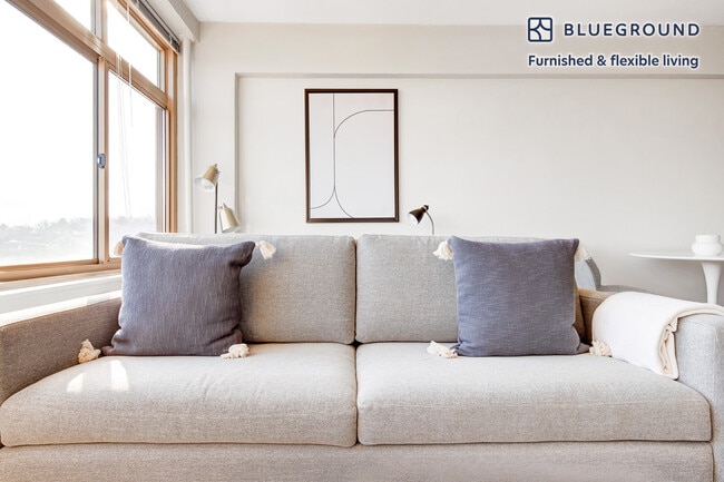 Photo - 1440 Beacon St Unit FL5-ID598