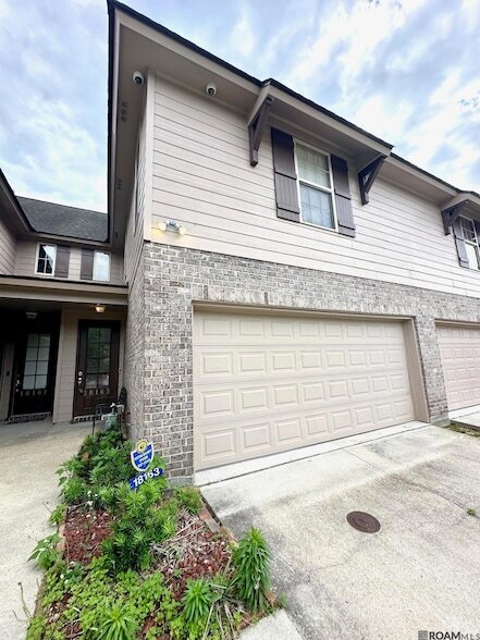 Photo - 18163 Pinehurst Dr