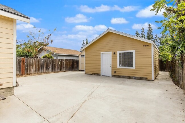 Photo - 940 Cypress Ave Apartment Unit 940B