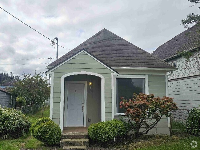 Building Photo - 1116 Wheeler Ave Rental