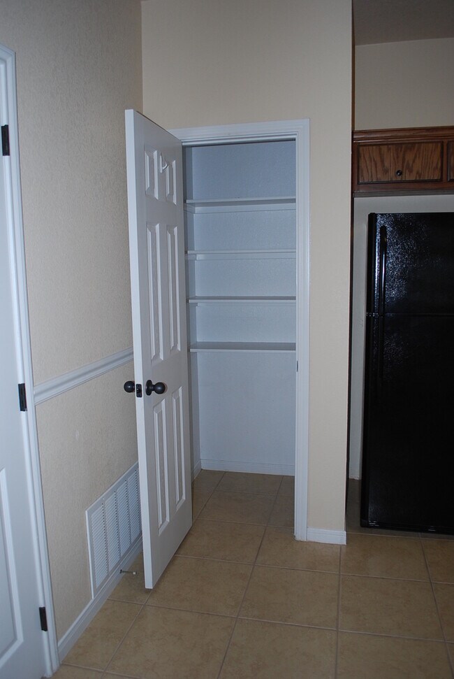 Photo - 1700Tru Unit A-MAKE READY