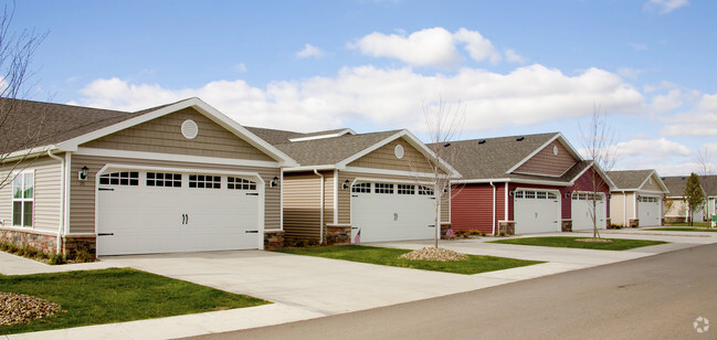 Building Photo - Redwood Macedonia Rental