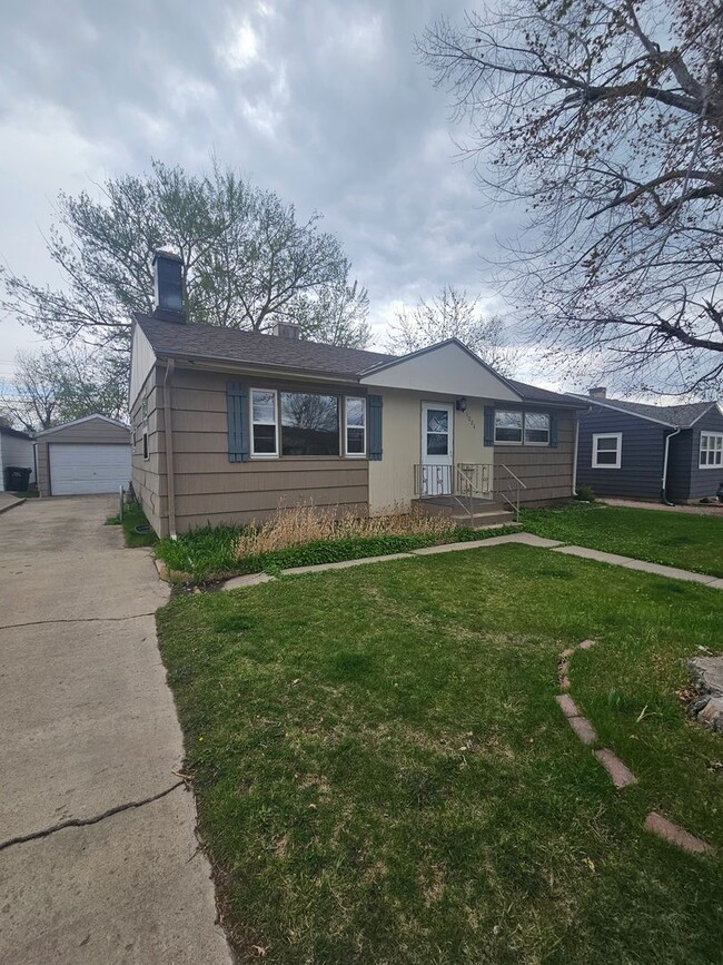 4 BED | 2 BATH | SINGLE-FAMILY HOME | NORT... - 4 BED | 2 BATH | SINGLE-FAMILY HOME | NORT...