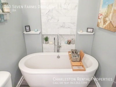 Photo - 260 Seven Farms Dr