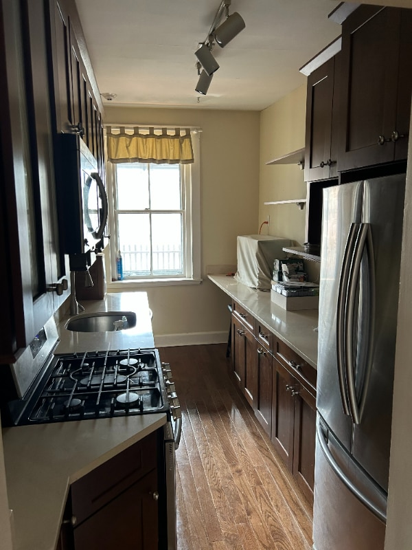 Photo - 9 Braemore Rd Unit 11