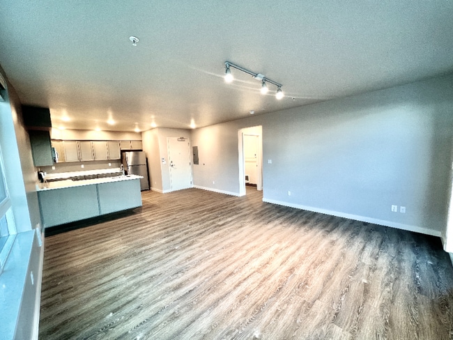 Photo - 2330 Yakima Ct Unit E304