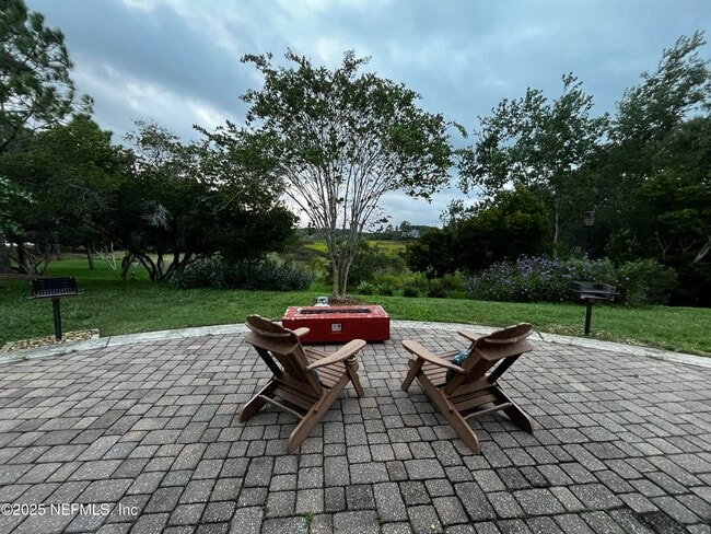 Photo - 169 Sunset Cir N