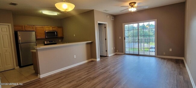 Photo - 8227 Lobster Bay Ct Unit 203